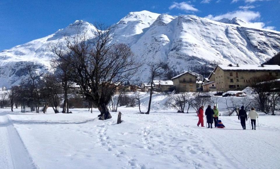 Hotel La Vanoise Bessans Exterior photo