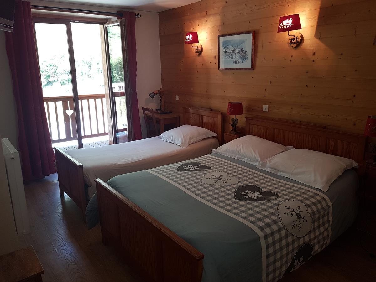 Hotel La Vanoise Bessans Exterior photo